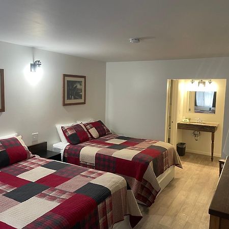 Trails Inn Quadna Mountain Motel & Rv Park Hill City Bagian luar foto