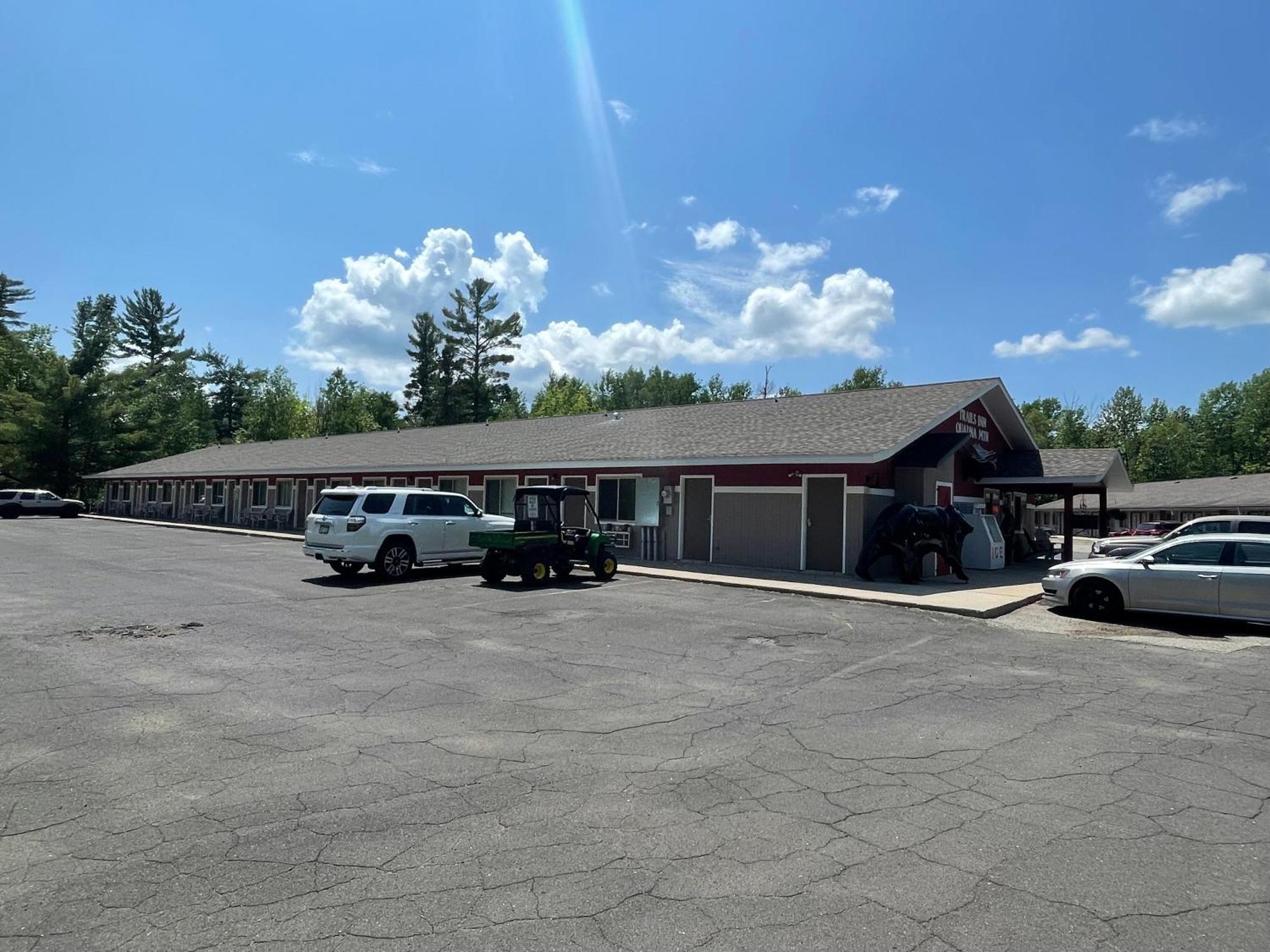 Trails Inn Quadna Mountain Motel & Rv Park Hill City Bagian luar foto